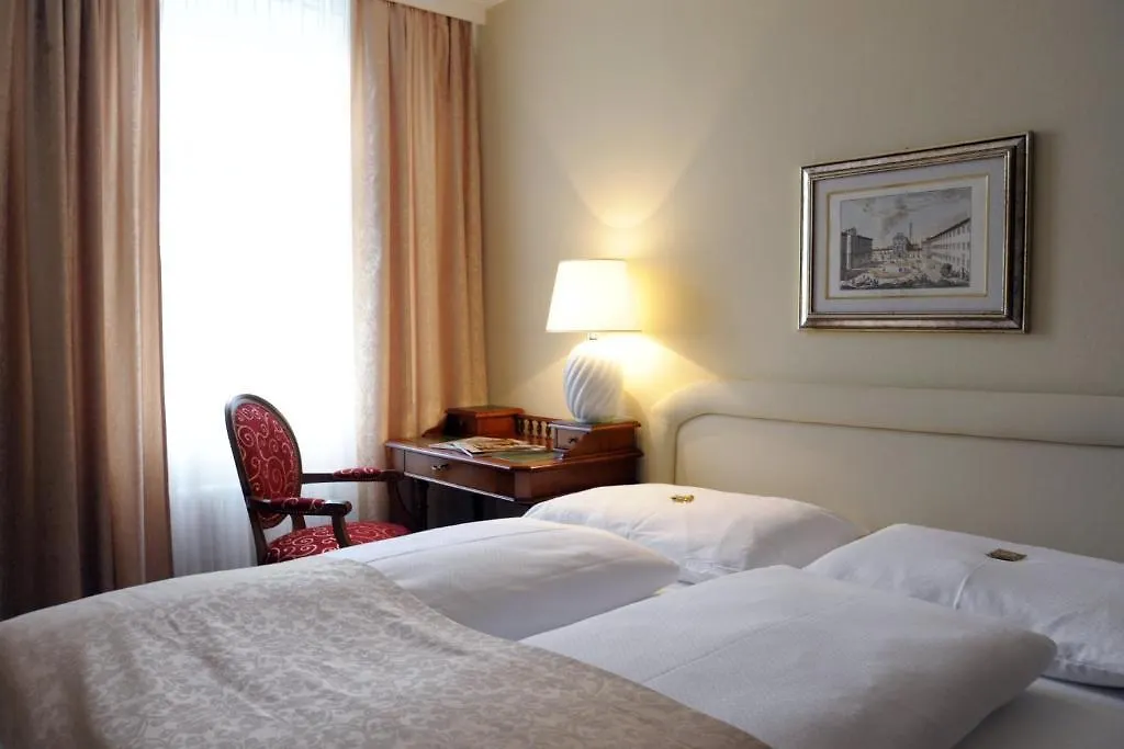Hotel Vier Jahreszeiten Salzburgo Áustria